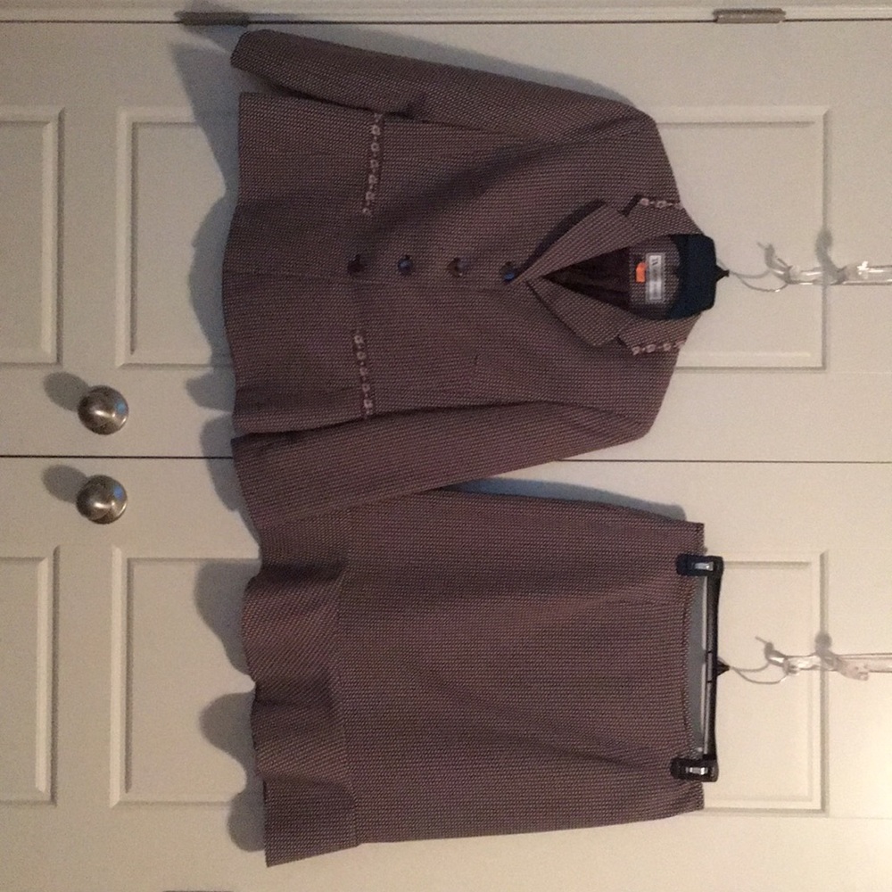 Women’s suit
